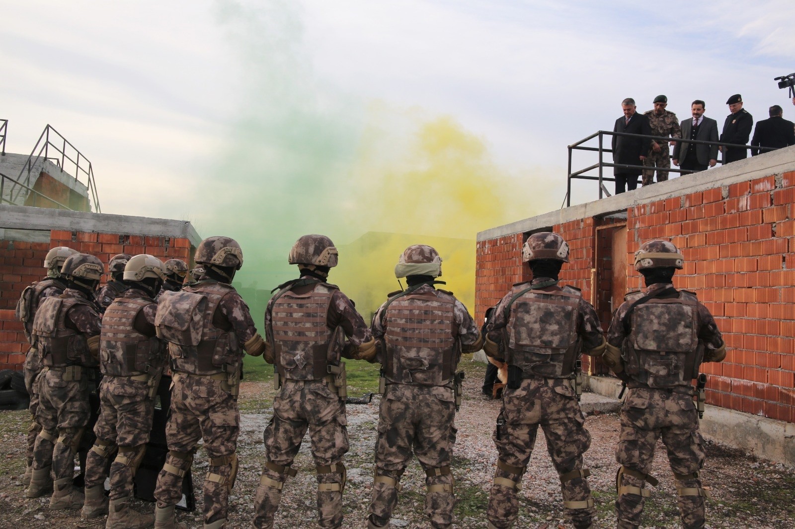 Özel Harekattan nefes kesen tatbikat Özel Harekattan nefes kesen tatbikat