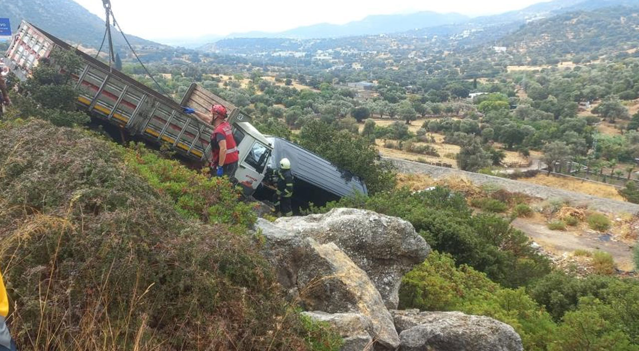 Tatlıses’in yaralandığı kazada kamyon şoförü için karar çıktı