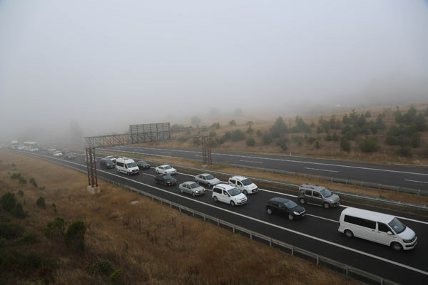 TEM'de trafik çilesi sabaha kadar bitmedi