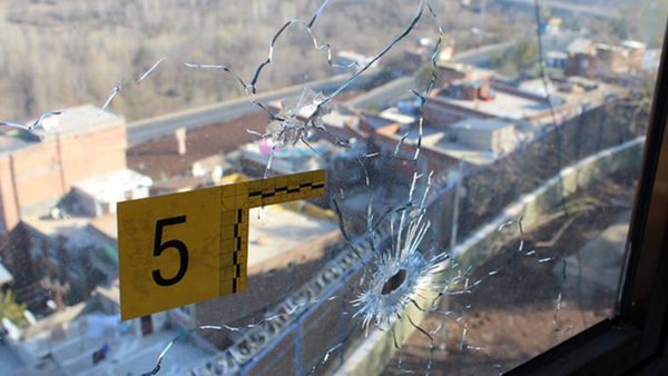 PKK Diyarbakır Askeri Hastanesi'ne saldırdı