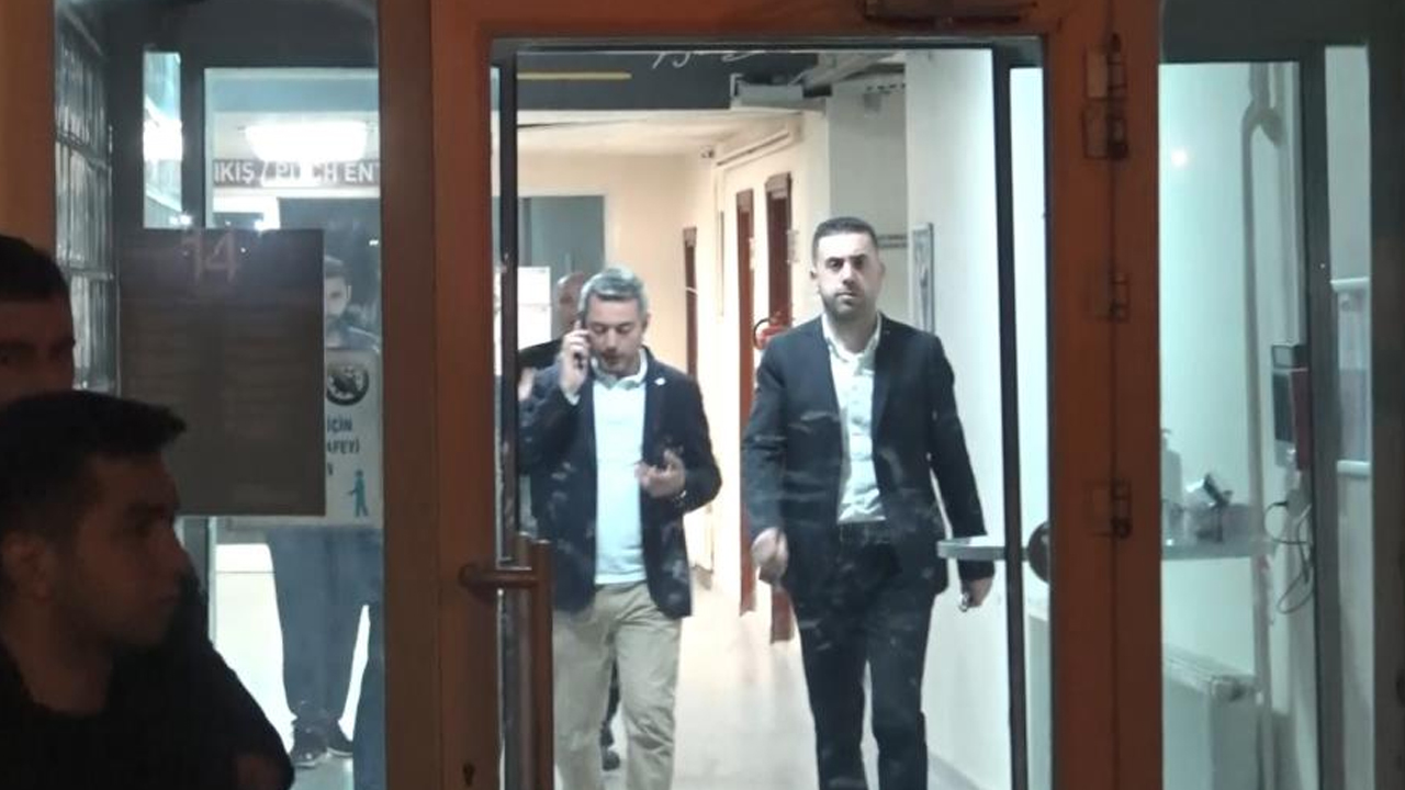Önce Süper Lig'den şimdi de 1. Lig'den düştüler: Bursaspor'a taraftardan büyük tepki Önce Süper Lig'den şimdi de 1. Lig'den düştüler: Bursaspor'a taraftardan büyük tepki