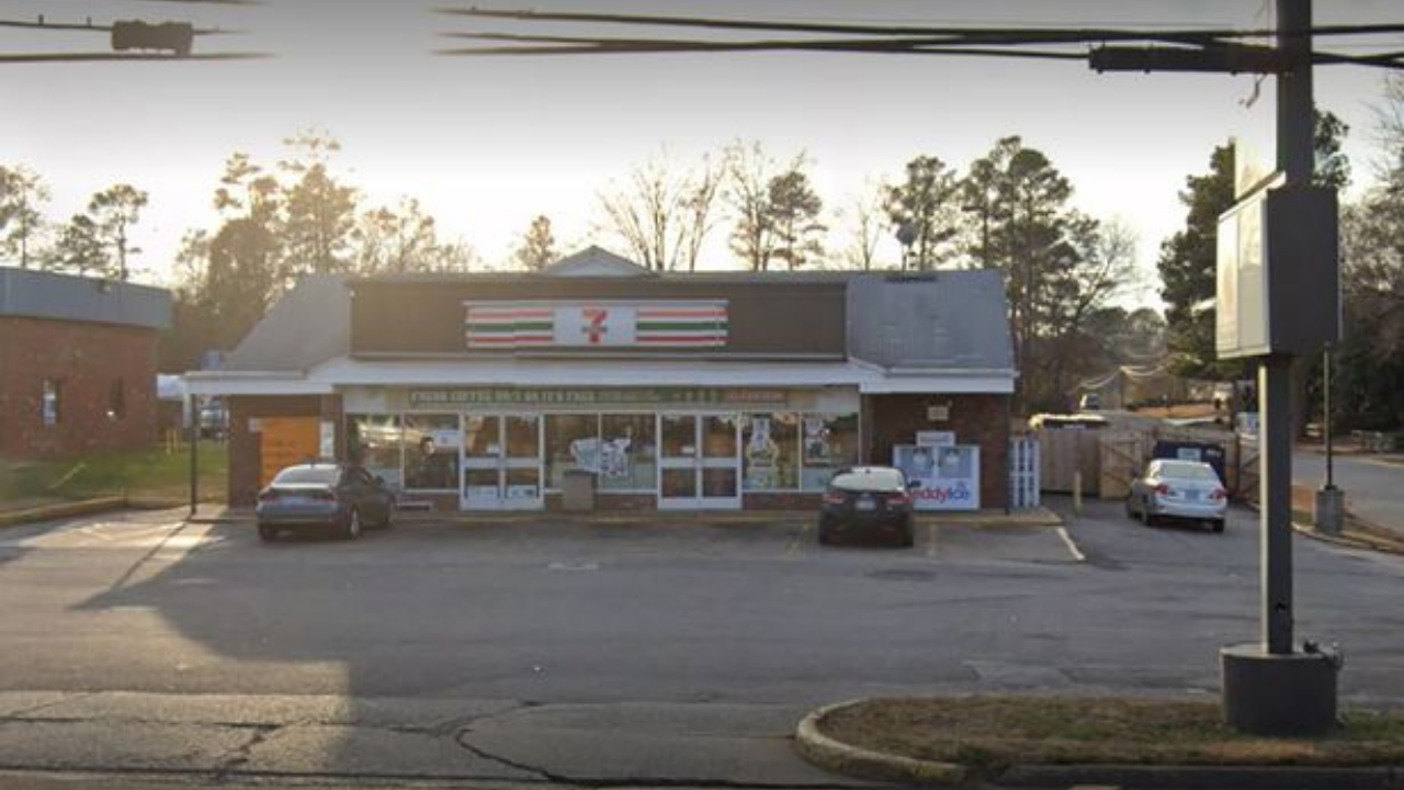 Süt almaya gitti, 1 milyon dolar kazandı