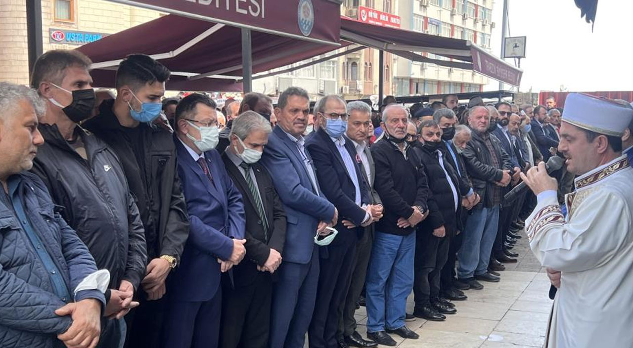 Trabzonsporlu Uğurcan Çakır’ın acı günü! Trabzonsporlu Uğurcan Çakır’ın acı günü!