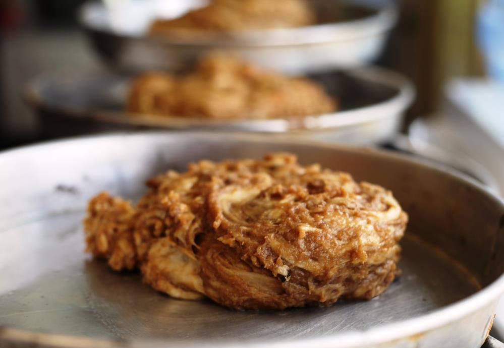 Konya'nın vazgeçilmezi tahinli pide! Hem tatlı hem ekmek