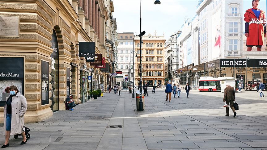Avusturya’da Kovid-19 aşısı yaptırmayanlara sokağa çıkma kısıtlaması uygulanacak