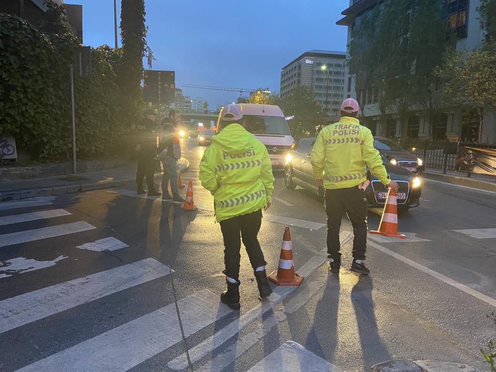 İstanbul’da 1 Mayıs için bu yollar trafiğe kapatıldı