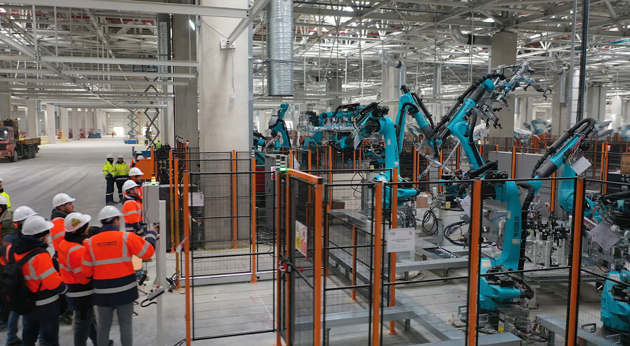 TOGG'da robotlar provalara başladı! TOGG'da robotlar provalara başladı!