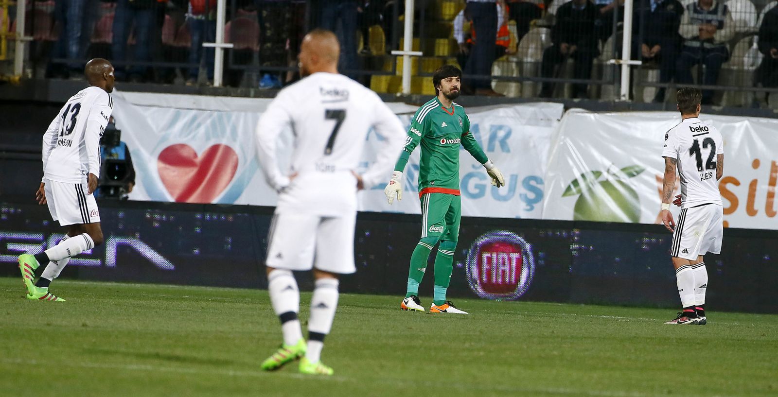 Tolga Zengin'e sosyal medyada büyük tepki!