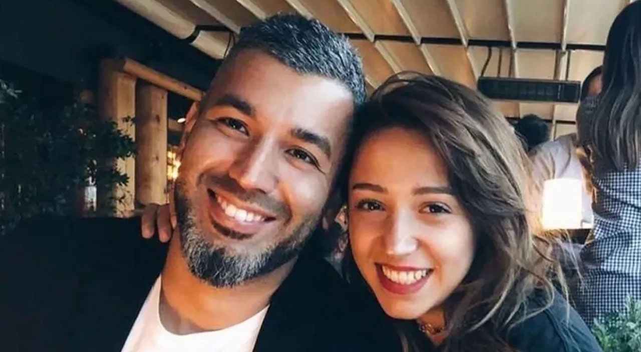 Zeynep Bastık boşanma haberlerini doğruladı, ilk açıklama geldi: Aile kalmaya devam edeceğiz Zeynep Bastık boşanma haberlerini doğruladı, ilk açıklama geldi: Aile kalmaya devam edeceğiz