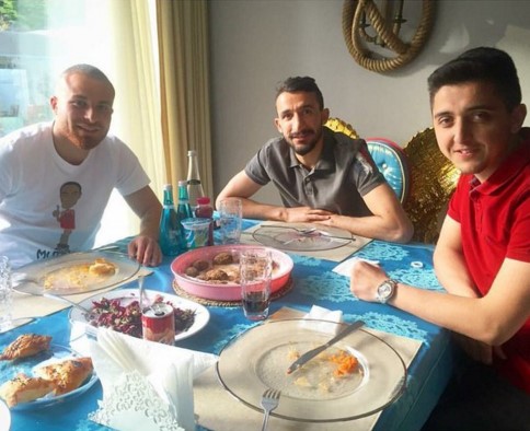Gökhan Töre Mehmet Topal'ın evine gitti