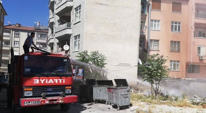 Çocukların attığı torpil yangın çıkardı