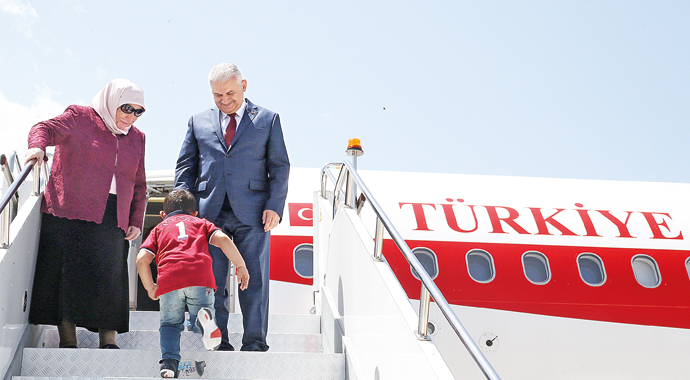 Binali Yıldırım'dan Almanya'ya: Katliamlara susanlar Ermeni hamisi oldu