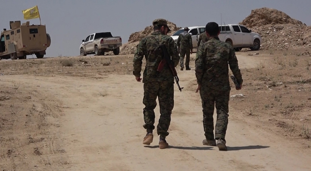 Görüntüler Münbiç'ten! ABD'nin TOW tanksavarları YPG/PKK’lıların elinde Görüntüler Münbiç'ten! ABD'nin TOW tanksavarları YPG/PKK’lıların elinde