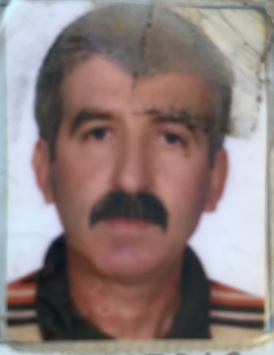 Ailesi onu arıyordu...Şarampole yuvarlanan traktöründe ölü bulundu