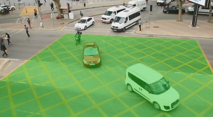 İstanbul trafiğinde yeni uygulama: Taralı alan İstanbul trafiğinde yeni uygulama: Taralı alan