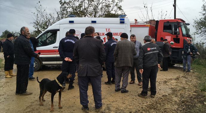 Düzce'de devrilen traktörün sürücüsü öldü