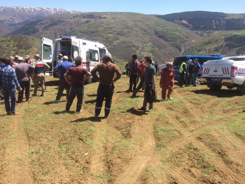 Muhtarın feci sonu... Traktörün altında korkunç ölüm