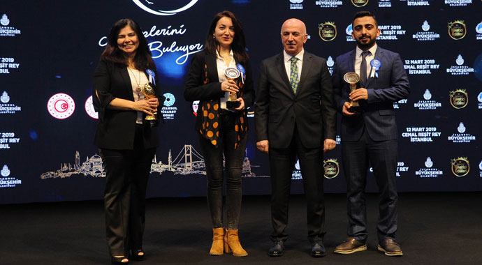 Gazetemize 'En iyi haber ve nitelikli haber dosyası' ödülü