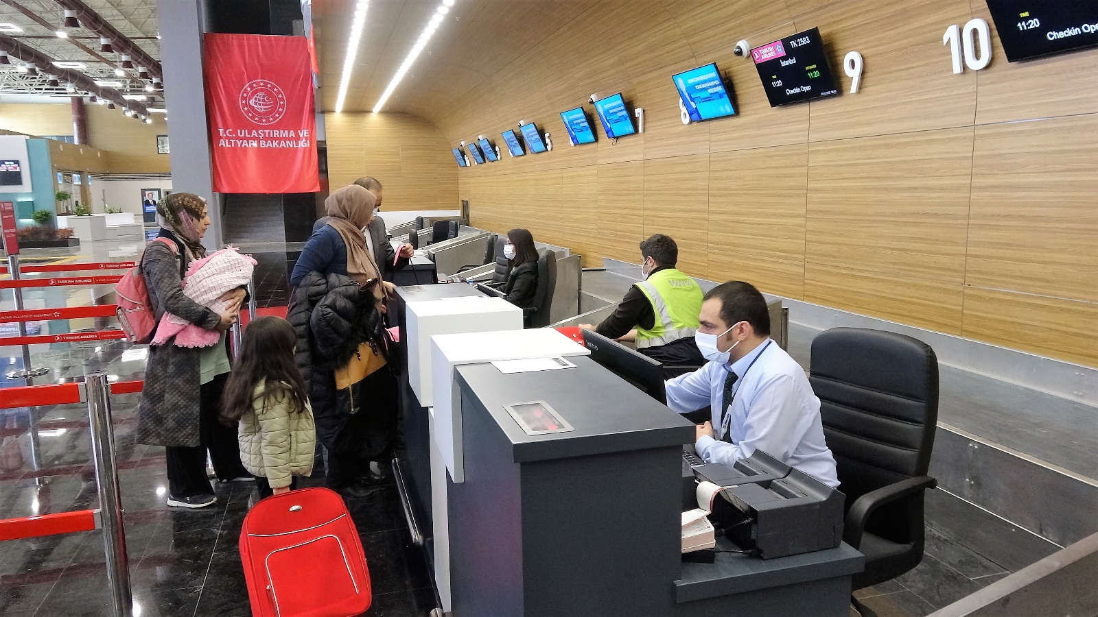 Cumhurbaşkanı Erdoğan’ın açılışını yapmıştı, Tokat havalimanına yoğun ilgi