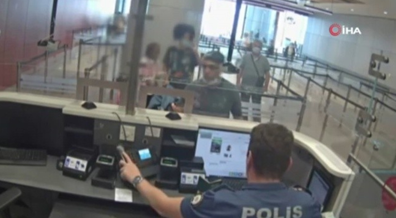 Firari FETÖ'cü Türkiye'ye girerken havaalanında yakalandı