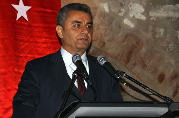 Abdülhamit Han’ın dizisi geliyor