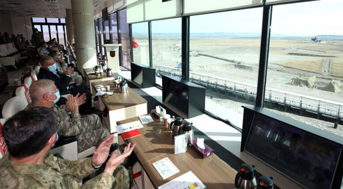 Yerli silahlar ilk kez kullanıldı, hedefler nokta atışıyla vuruldu!