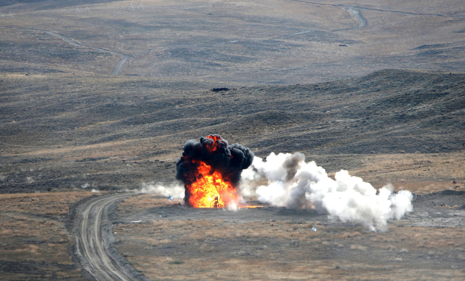 Yerli silahlar ilk kez kullanıldı, hedefler nokta atışıyla vuruldu!