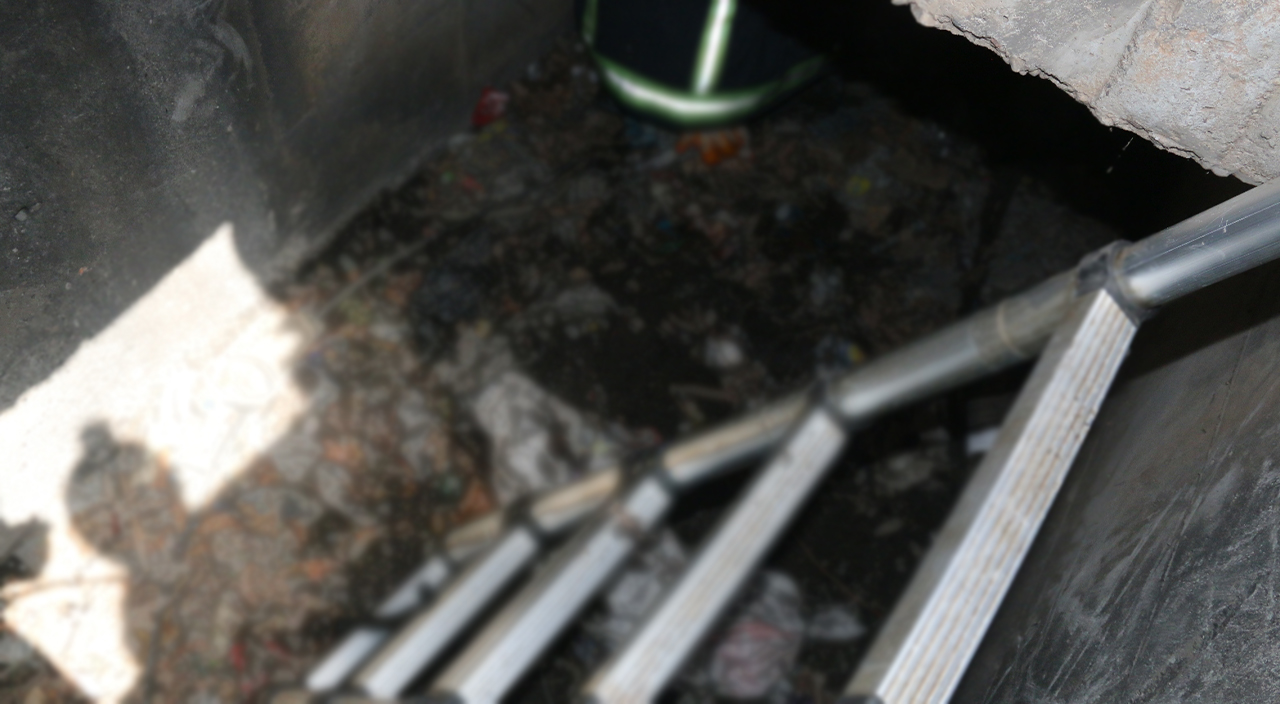 Kanalizasyondan çıkartılan hırsızın savunması şoke etti