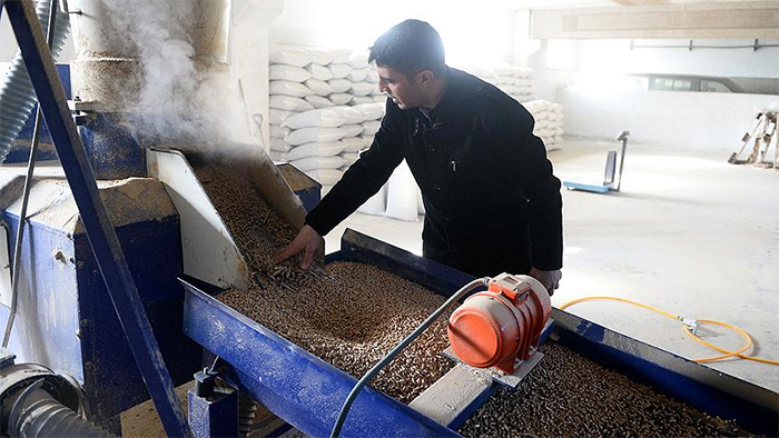 'Tüketen değil, üreten' olmak istedi kendi işini kurdu, siparişlere yetişemiyor