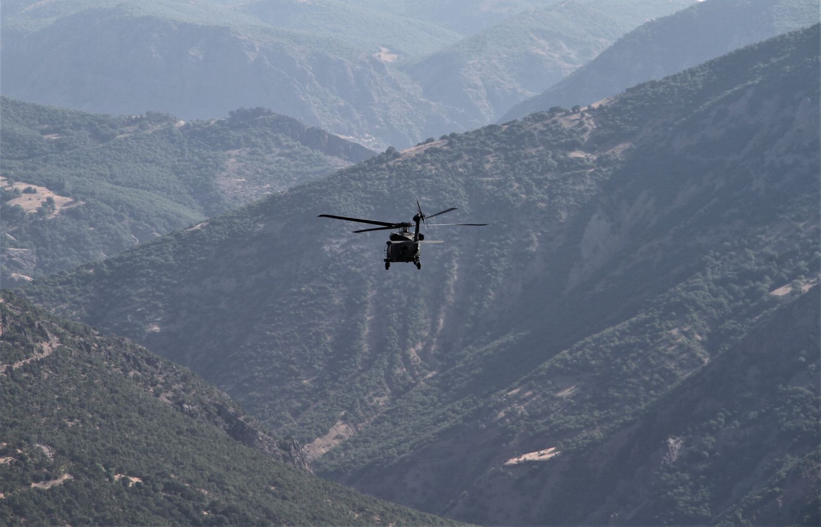 Tunceli teröristlere mezar oldu, kaçmaya çalışanlar da yakalandı