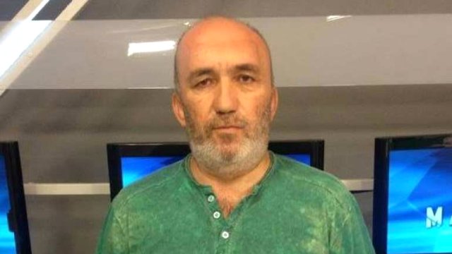 Bursaspor TV spikeri Erhan Tamiş, maç anlattığı sırada vefat etti Bursaspor TV spikeri Erhan Tamiş, maç anlattığı sırada vefat etti