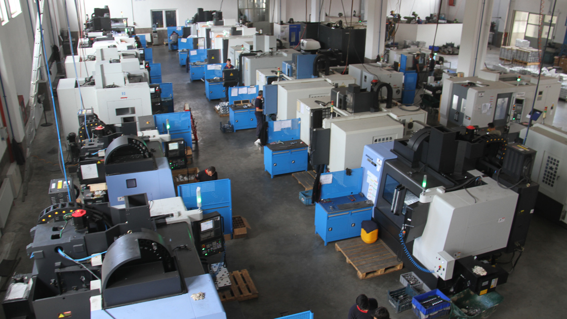 Altın işlemeli av tüfekleri ikinci el otomobil fiyatına satılıyor