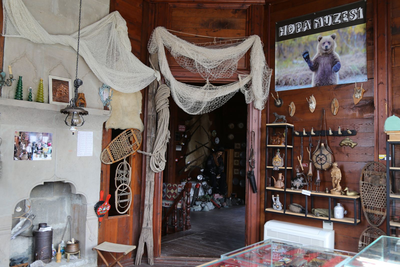 Dedesinin av tüfeğiyle başladığı koleksiyonu 5 bin parçaya ulaşınca müze açtı