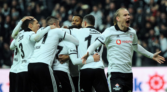Beşiktaş 90+3'te 3 puanı kaptı