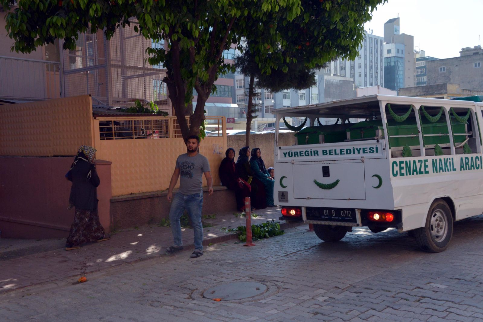 Adana'da yüzlerce kişi tarafından aranan çocuk ölü bulundu