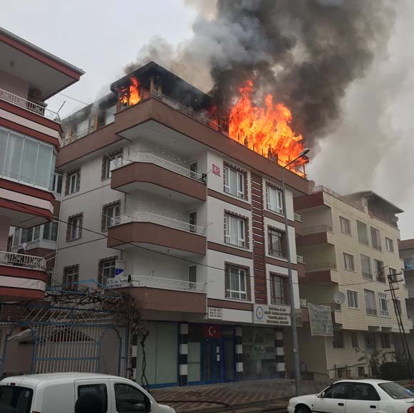 Ankara'da korku dolu anlar! Mahalle sakinleri fark edince...