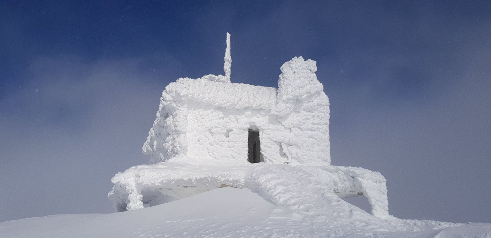 -30 derecede Uludağ’ın zirvesine tırmananlar gözlerine inanamadı