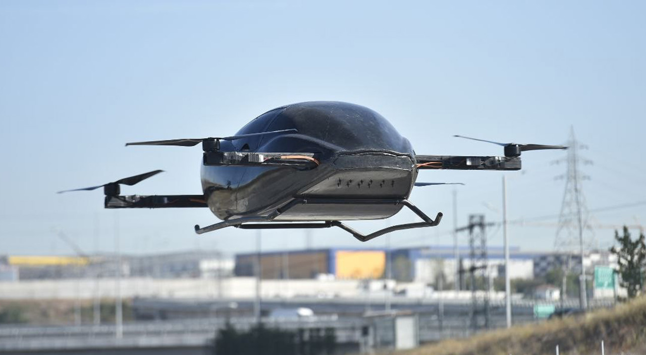 Gökyüzünde ‘trafik’: Kocaeli’de uçan arabaları gören şaşırıp kaldı