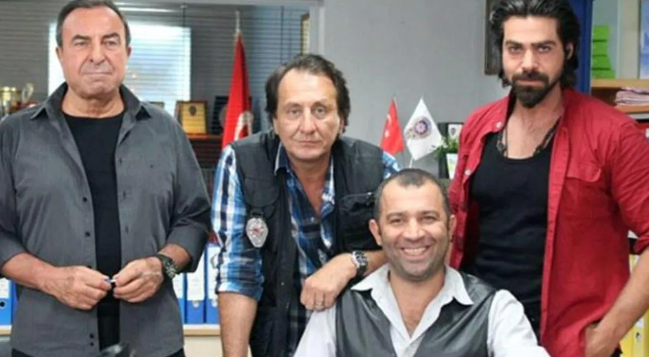 Arka Sokaklar’ın komiser Murat'ı Uğur Pektaş eşlerinin mahrem görüntülerini paylaşanlara sitem etti