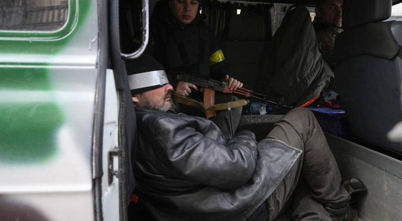 Ukrayna'nın talebi belli oldu: Kırım ve Donbas dahil topraklarımızdan çekilin Ukrayna'nın talebi belli oldu: Kırım ve Donbas dahil topraklarımızdan çekilin