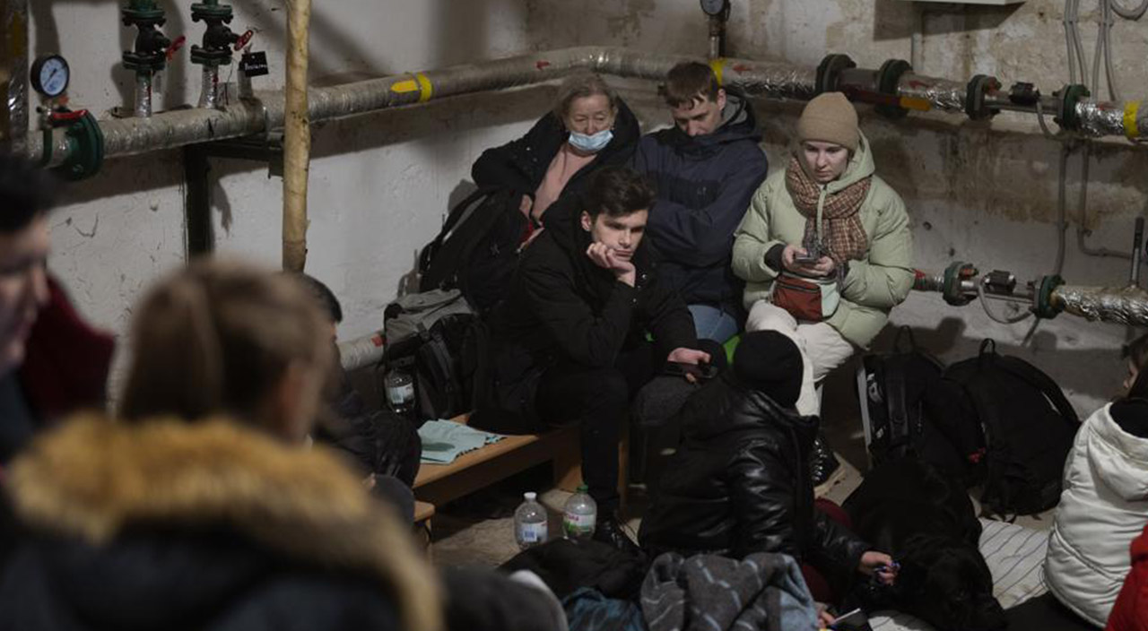 Kiev bombardıman altında! Ukrayna saldırısında 2. gün... Dakika dakika bölgedeki gelişmeler...