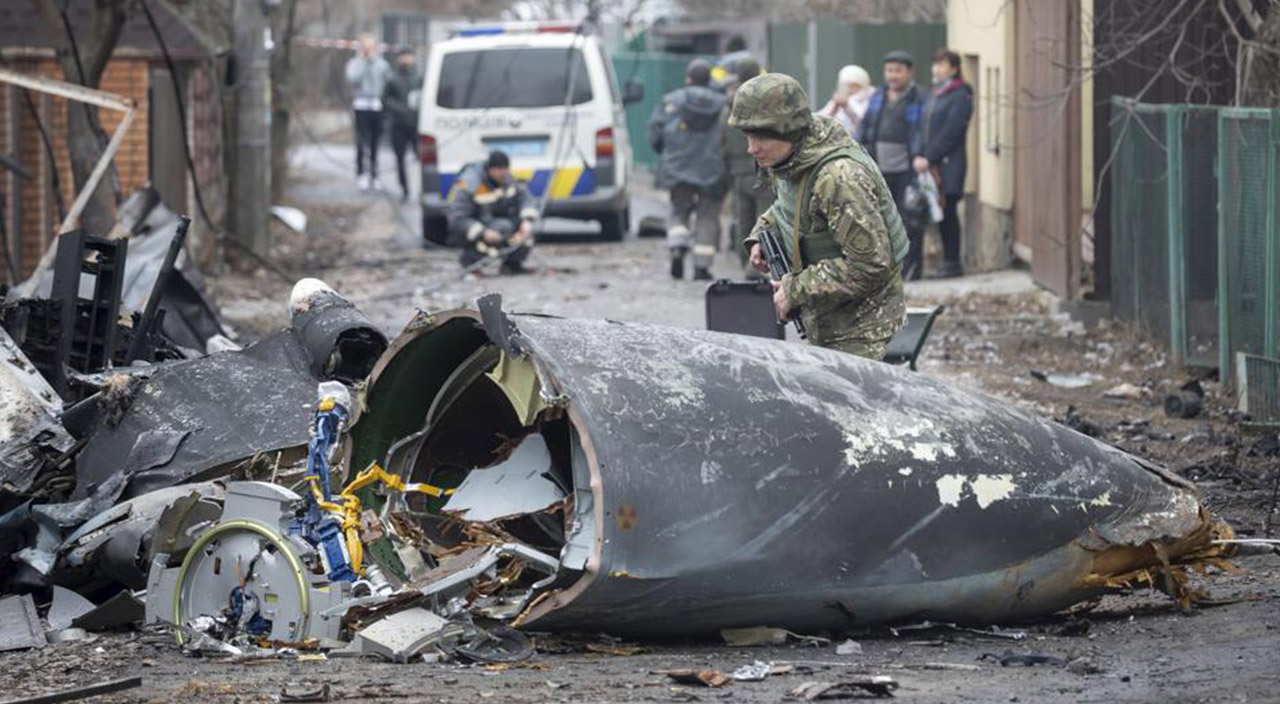 Kiev bombardıman altında! Ukrayna saldırısında 2. gün... Dakika dakika bölgedeki gelişmeler...