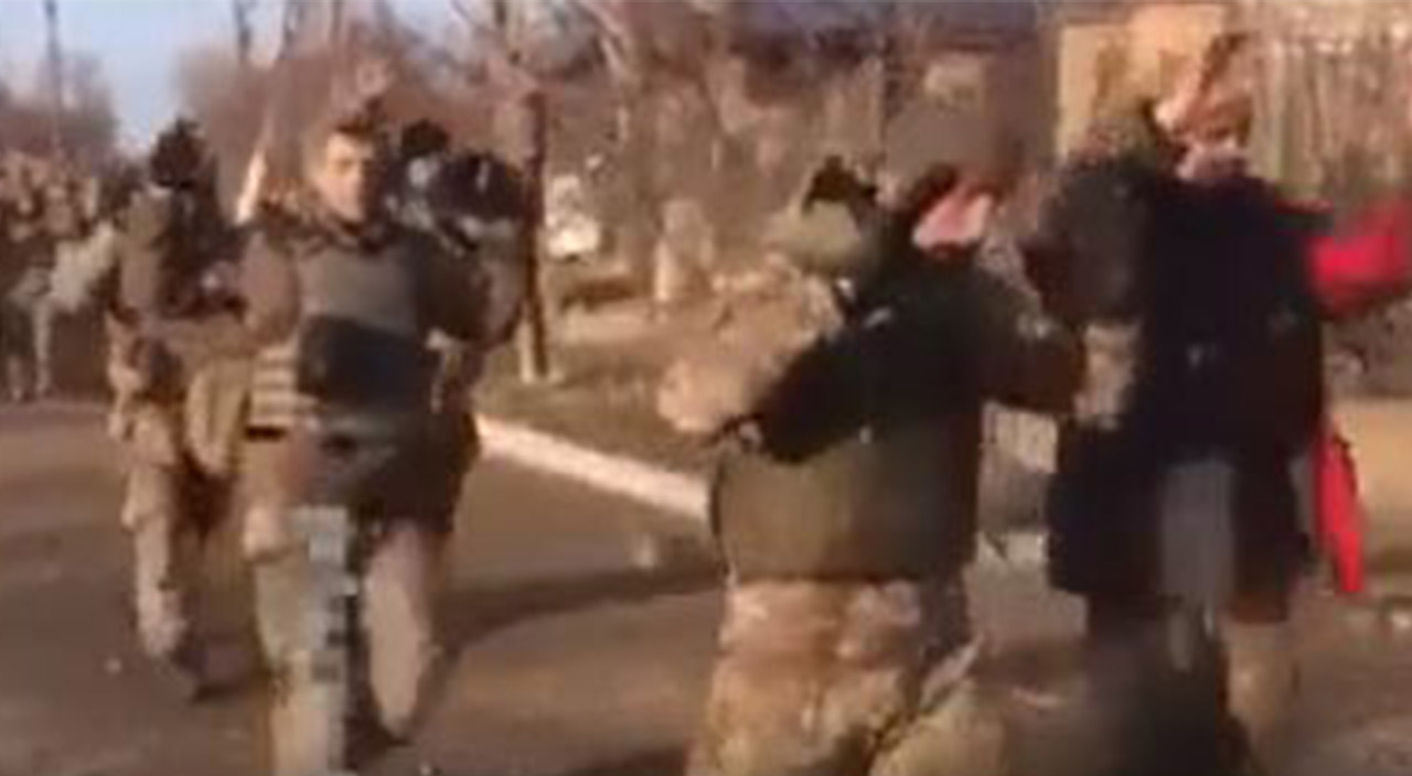 41 gündür devam eden savaşta bir ilk! 267 Ukrayna askeri aynı anda teslim oldu