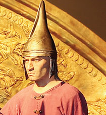 Müzede şaşırtan benzerlik! Urartu askerinin Kenan İmirzalıoğlu’na benzerliği ziyaretçileri şaşırtıyor