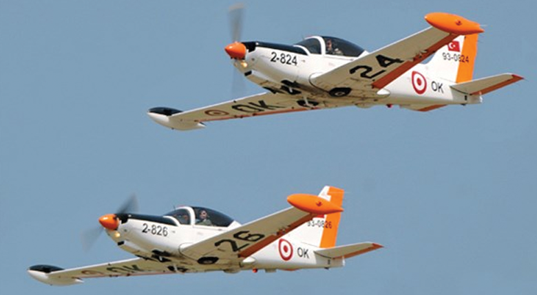 Son Dakika! Çiğli'de eğitim uçağı düştü: 2 şehit!