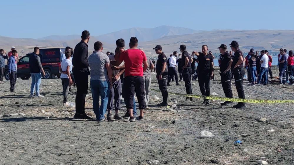 Van Gölü'nde kaybolan çocukların cesetleri bulundu