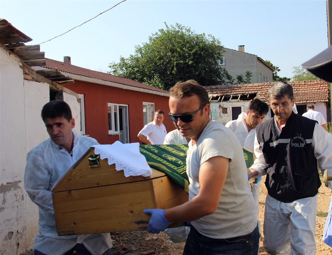 Edirne'de amca dehşeti: 3'ü çocuk 4 kişi öldü