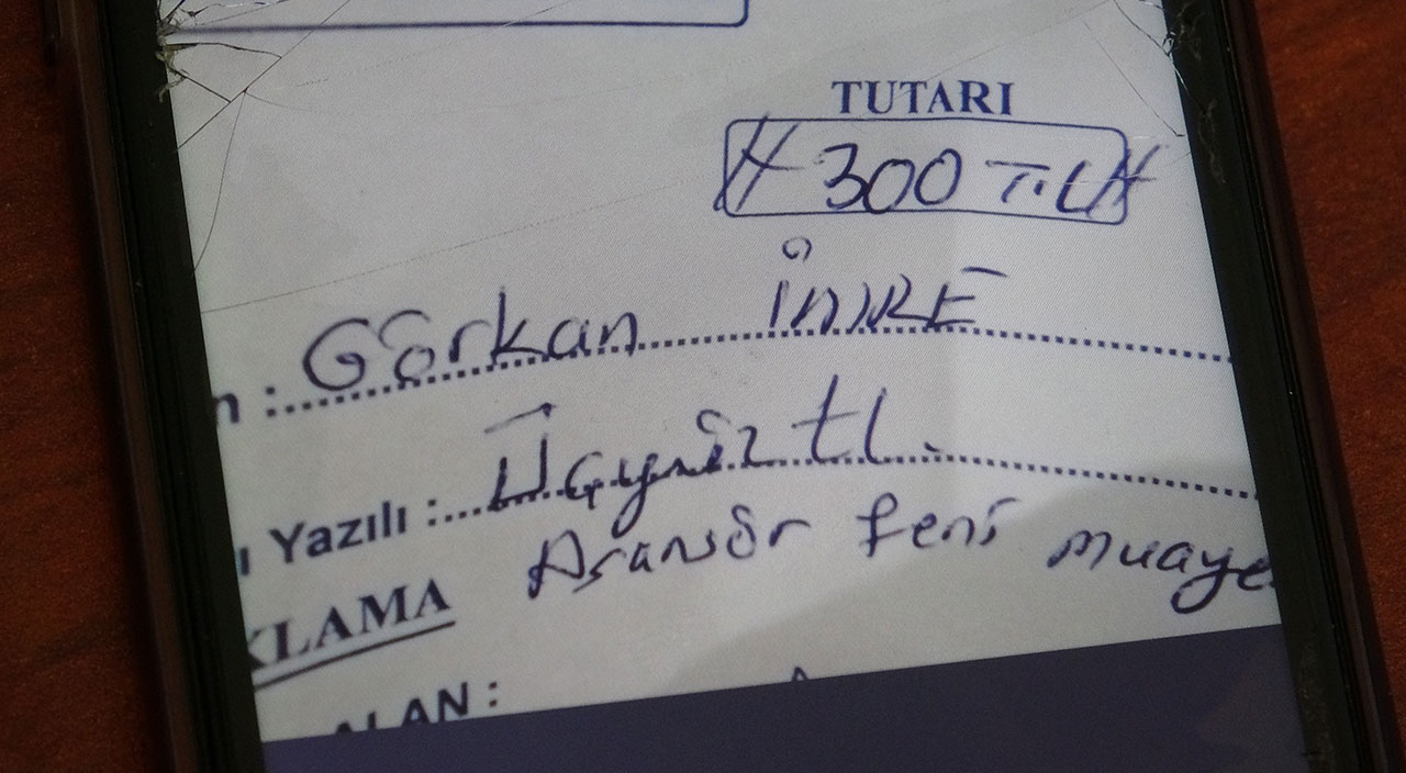 Vanlı doktorun adıyla başı dertte! Ne yazabiliyor, ne de okuyabiliyorlar Vanlı doktorun adıyla başı dertte! Ne yazabiliyor, ne de okuyabiliyorlar