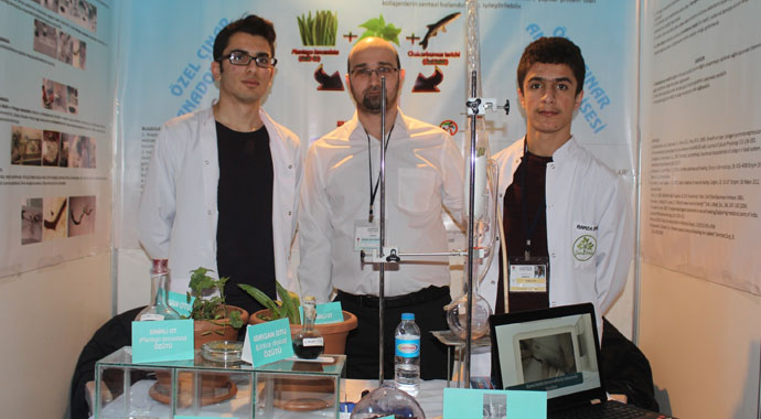 Yaraları 15 dakikada iyileştiren 'organik yara bandı' üretildi