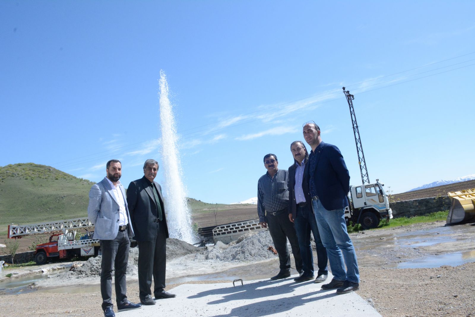 Van Gölü kıyısında 60 derecelik termal su kaynağı bulundu